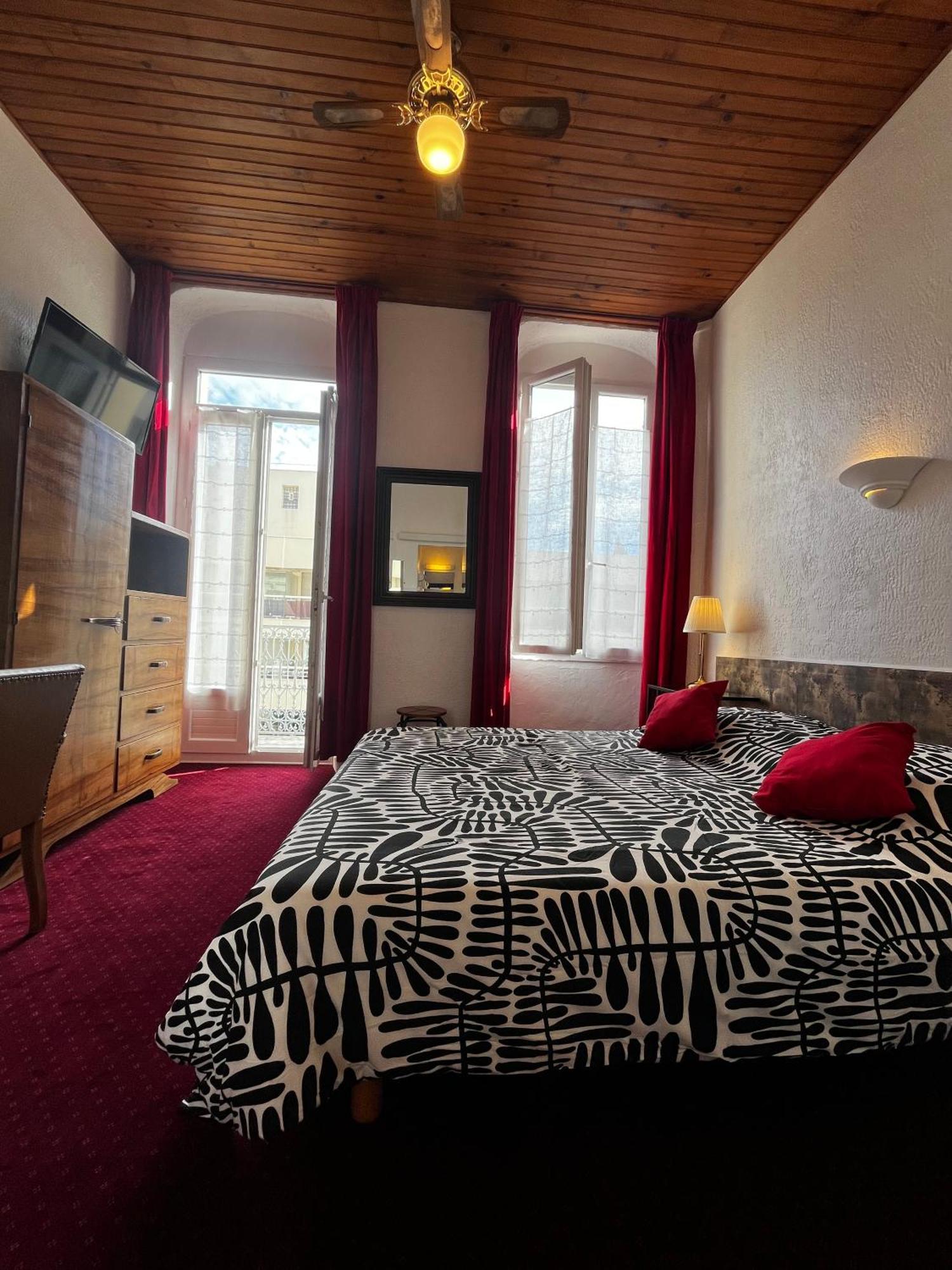 Nouvel Hotel Сен-Рафаель Екстер'єр фото